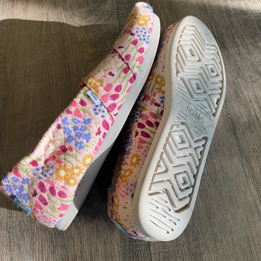 Spring TOMS - Picture 4 of 5